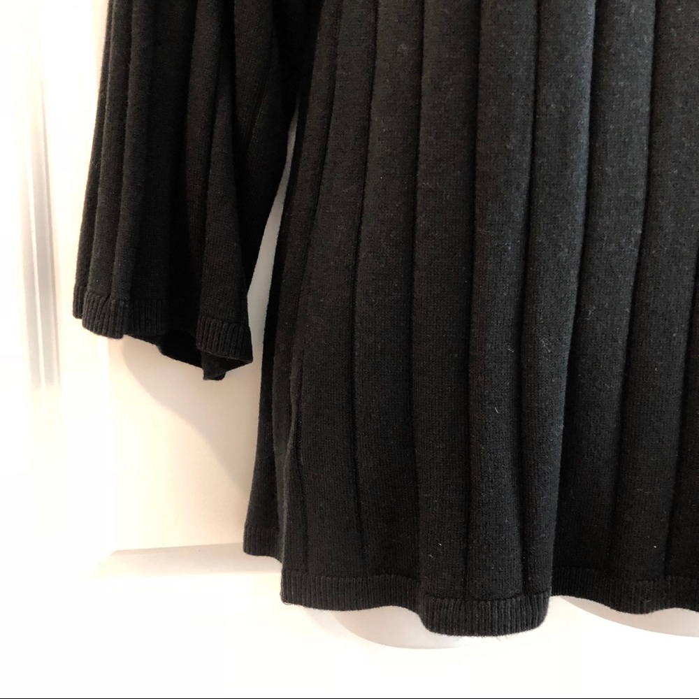 {LOFT} Ribbed Sweater - Picture 3 of 6